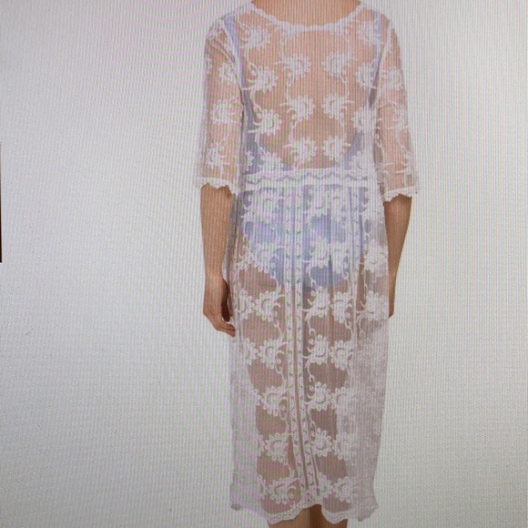NWT Ladies White Lace Cover-Up - Picture 2 of 10